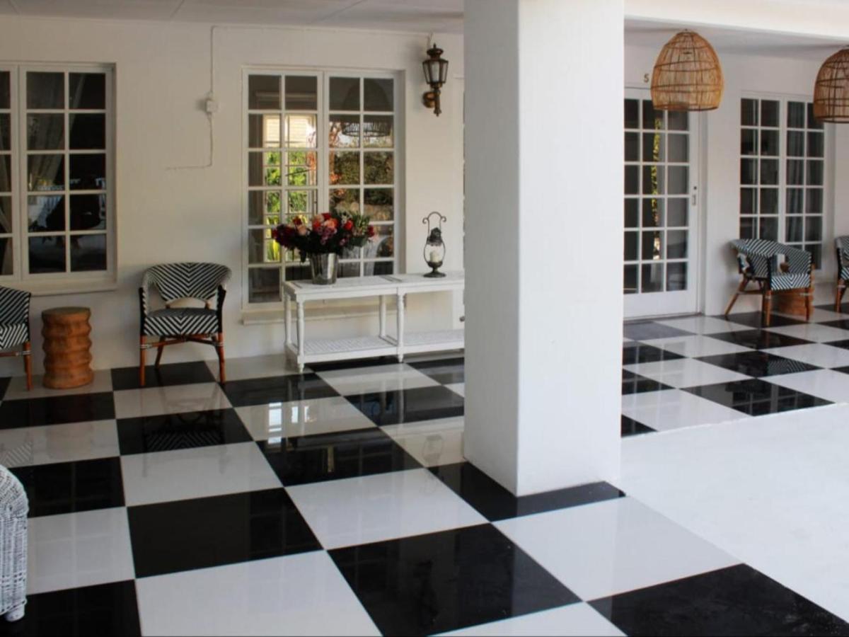 La Belle Guest House Bloemfontein Dış mekan fotoğraf