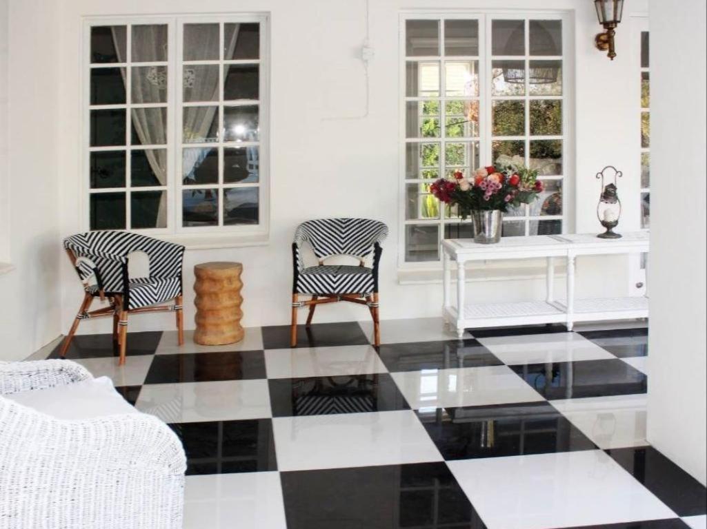 La Belle Guest House Bloemfontein Dış mekan fotoğraf