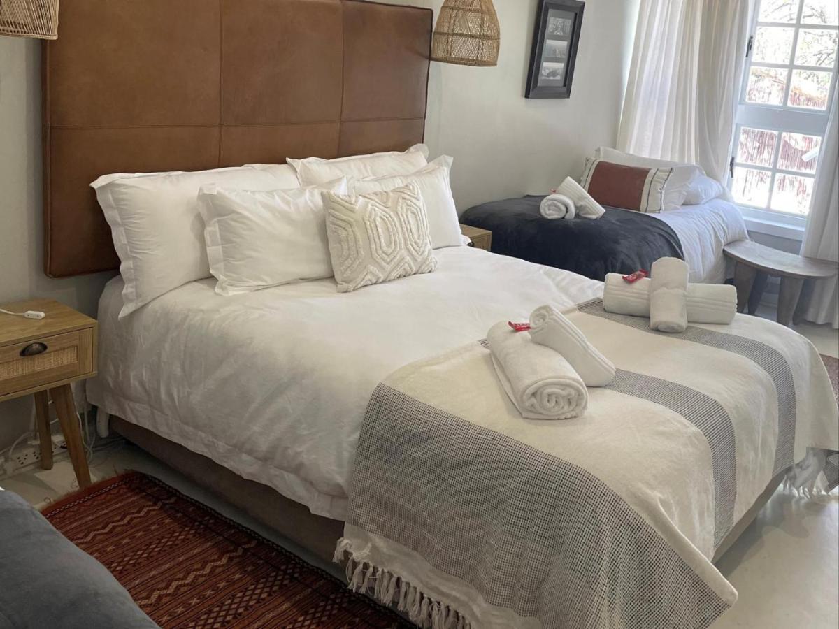 La Belle Guest House Bloemfontein Oda fotoğraf